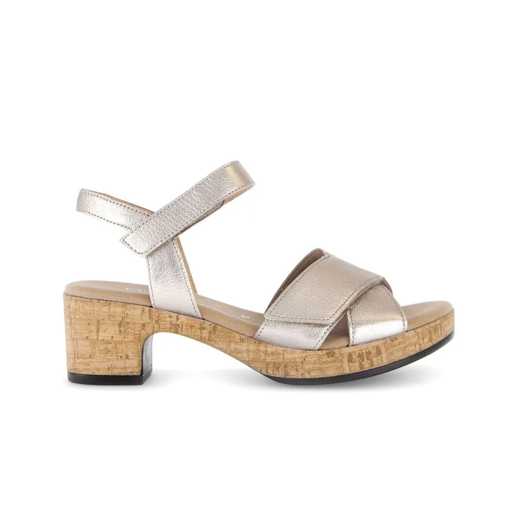 62.072.62 - Gold Leather||62.072.62 - Cuir dor