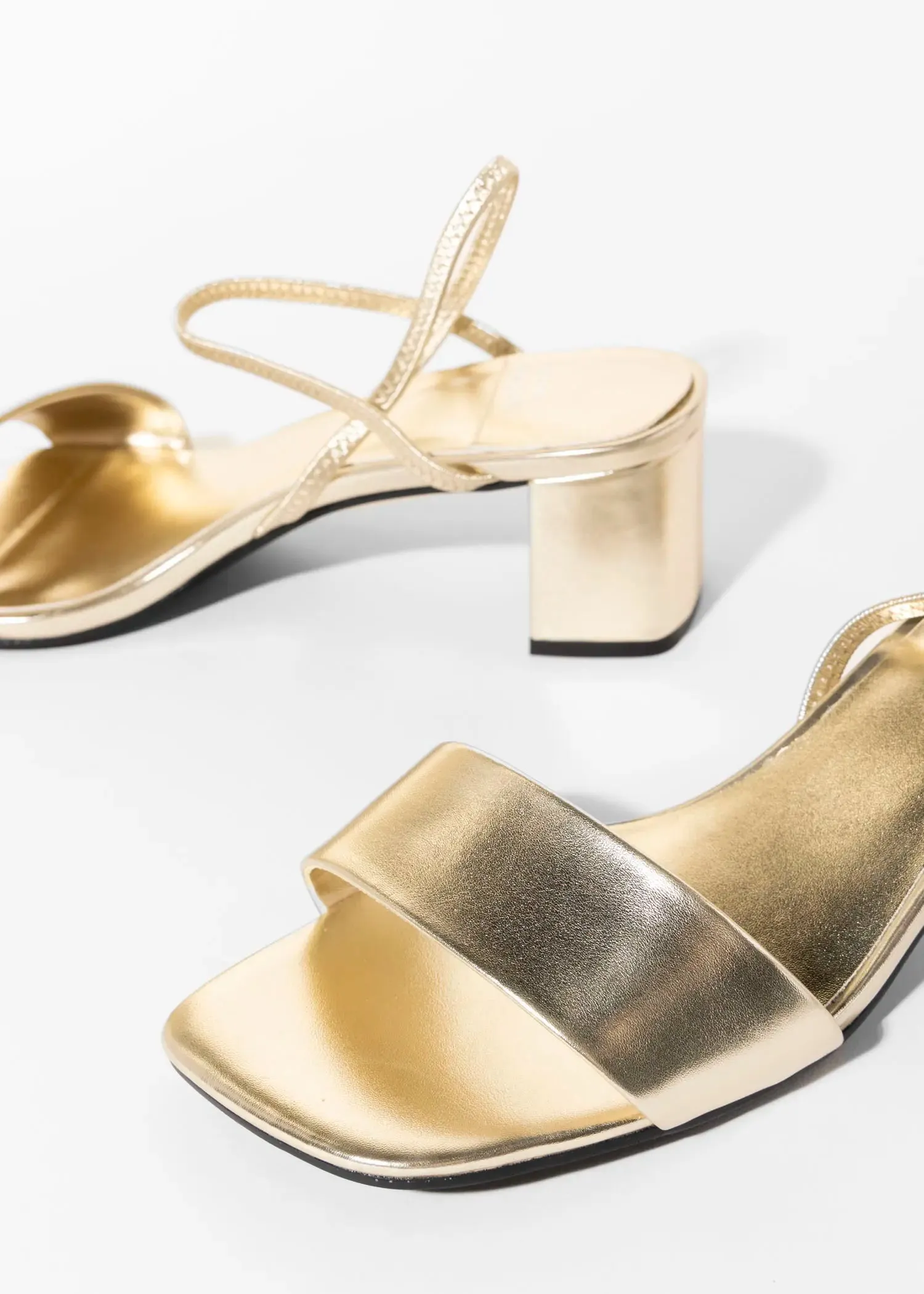 Adapt Sandal