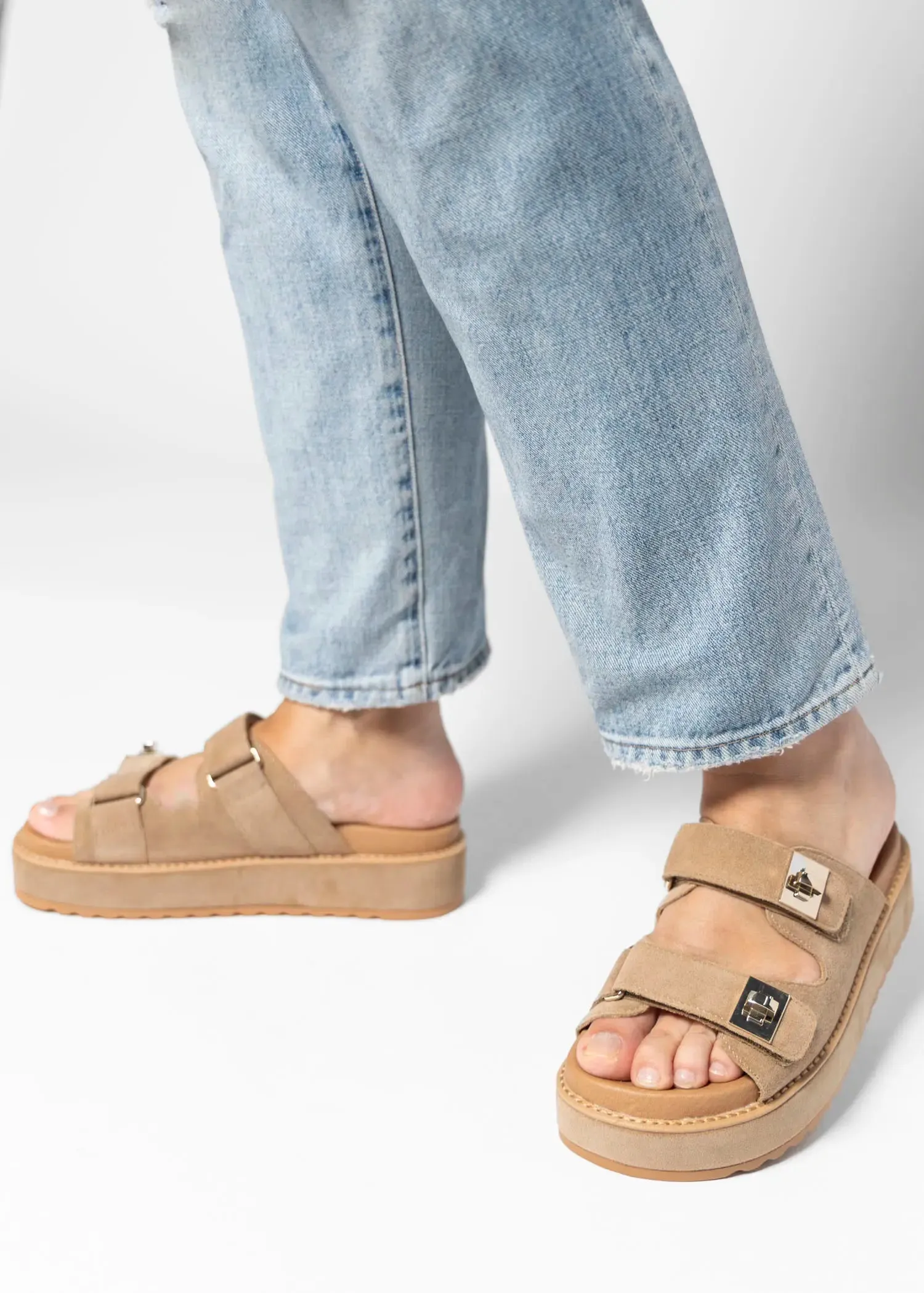Big Schmona Platform Sandal