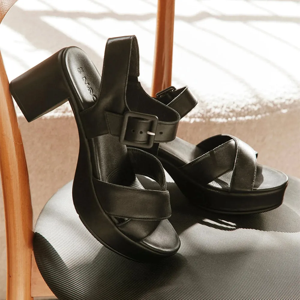 Elite Platform Sandal (123102)