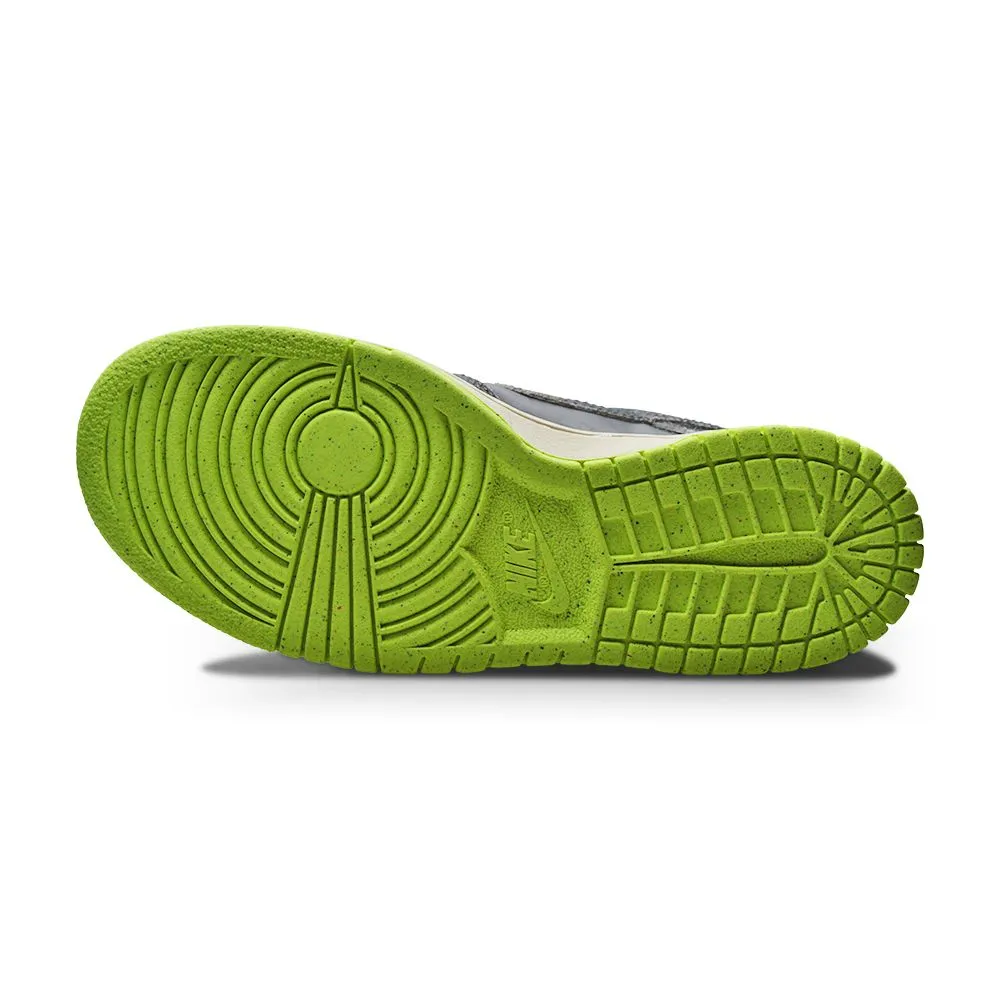Juniors Nike Dunk Low SE "Halloween" (GS) DQ6215 001 Iron Grey Ghost Green