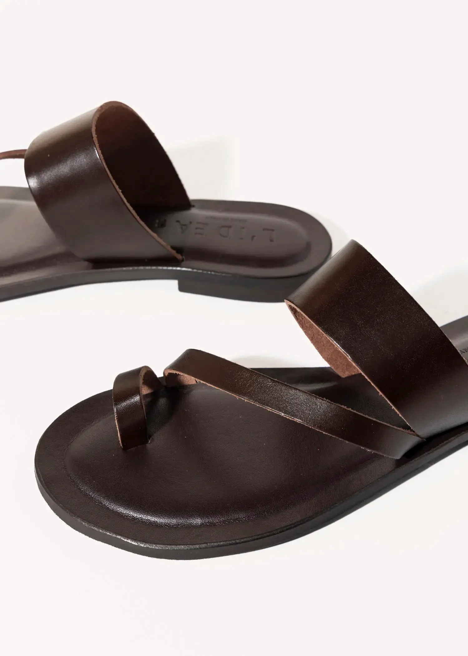 Leather Toe Ring Sandal