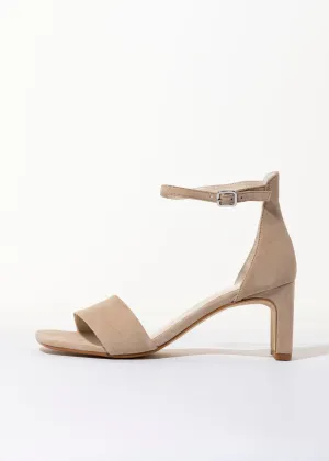 Luisa Heeled Sandal