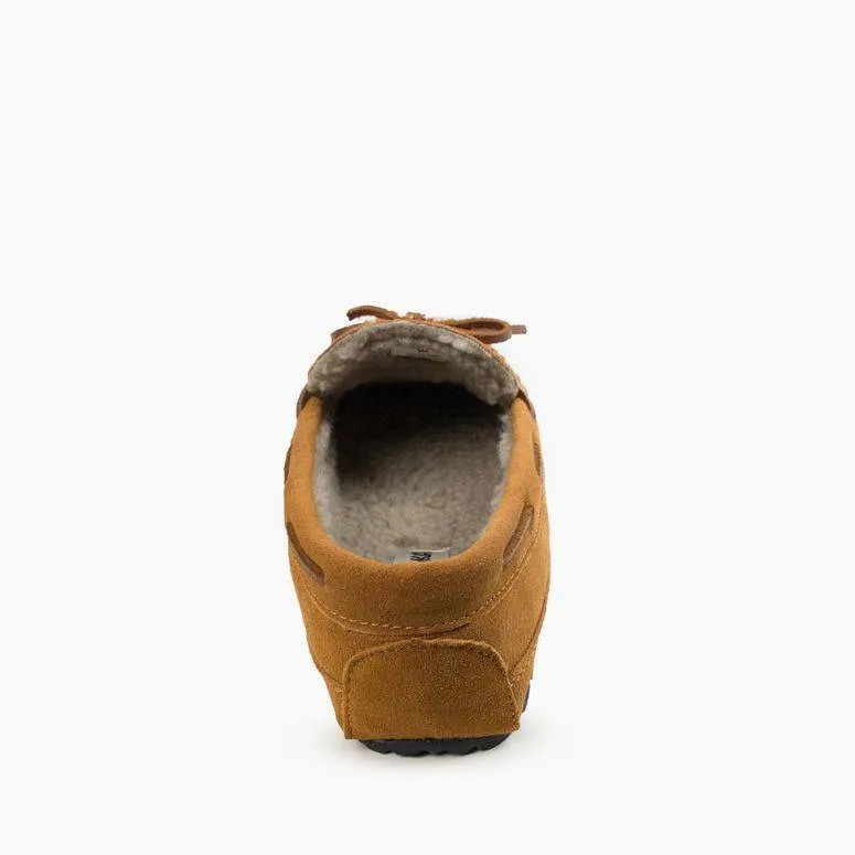 Minnetonka Men's 4154 Casey Slipper Tan Suede