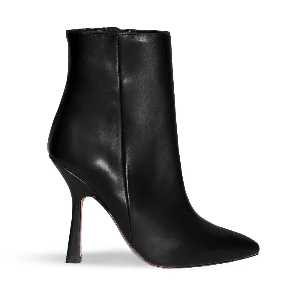 MIRUNA BLACK LEATHER