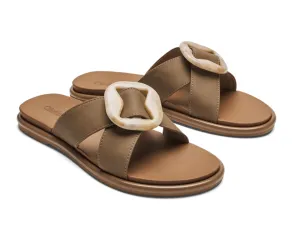 Olukai: La'I Slide