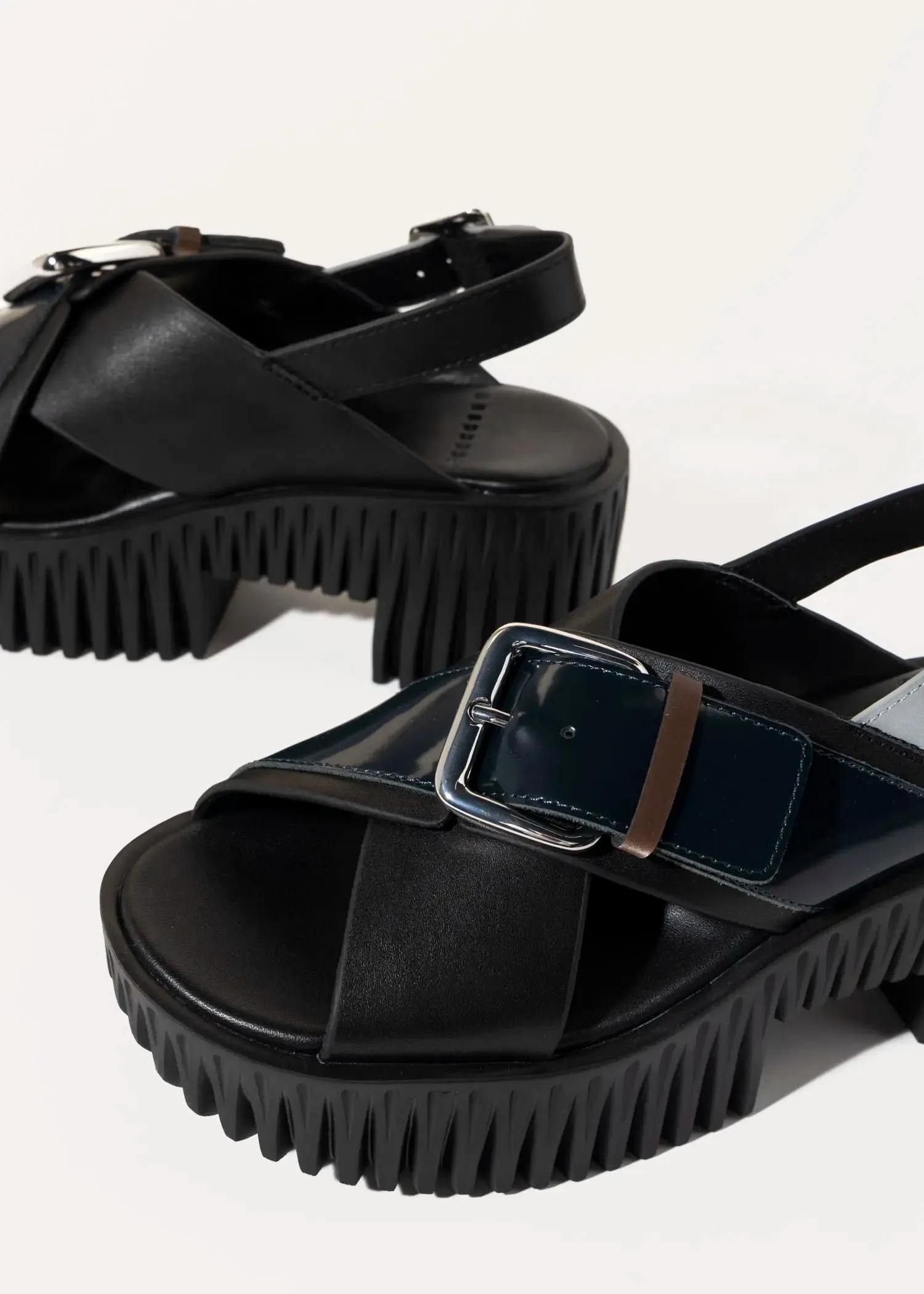 Plia Juno Sandal