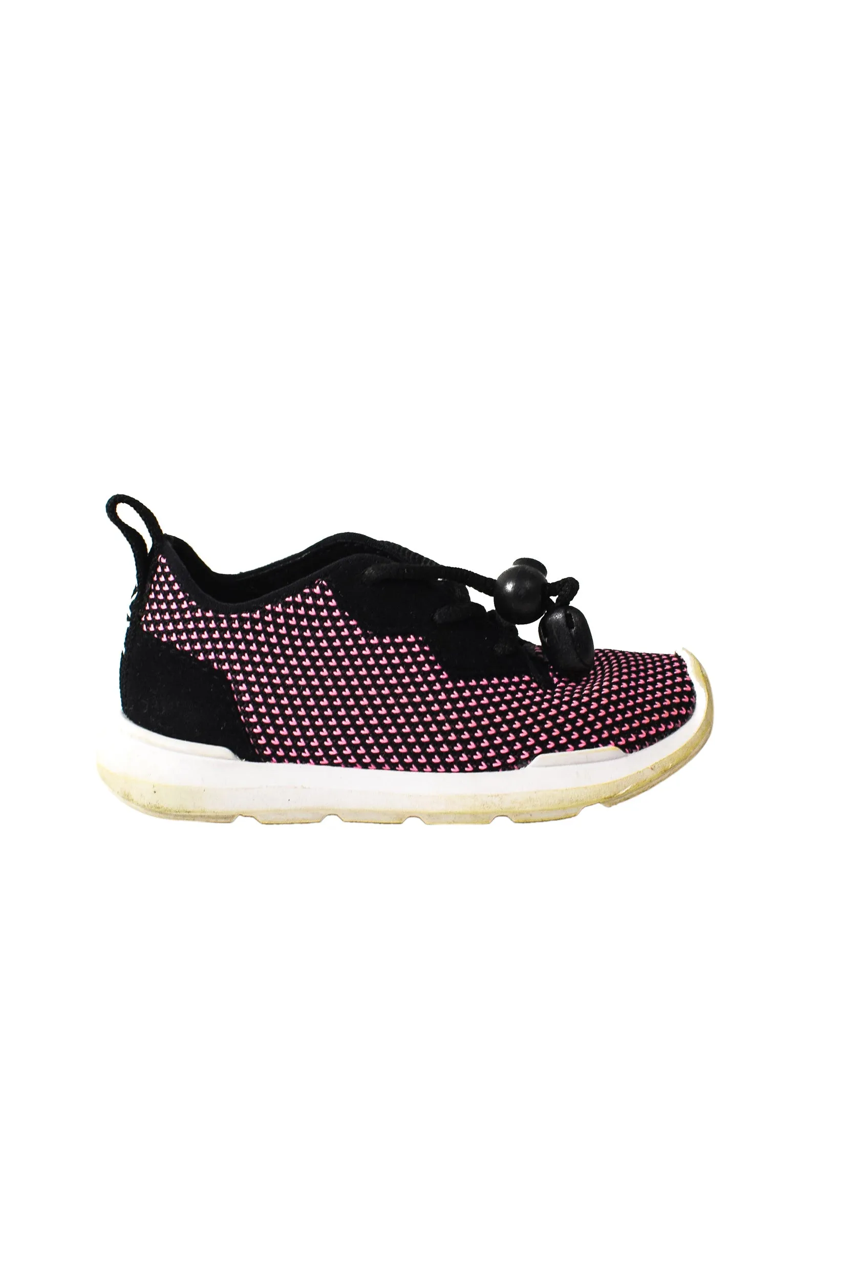 Sneakers 18-24M (US6)