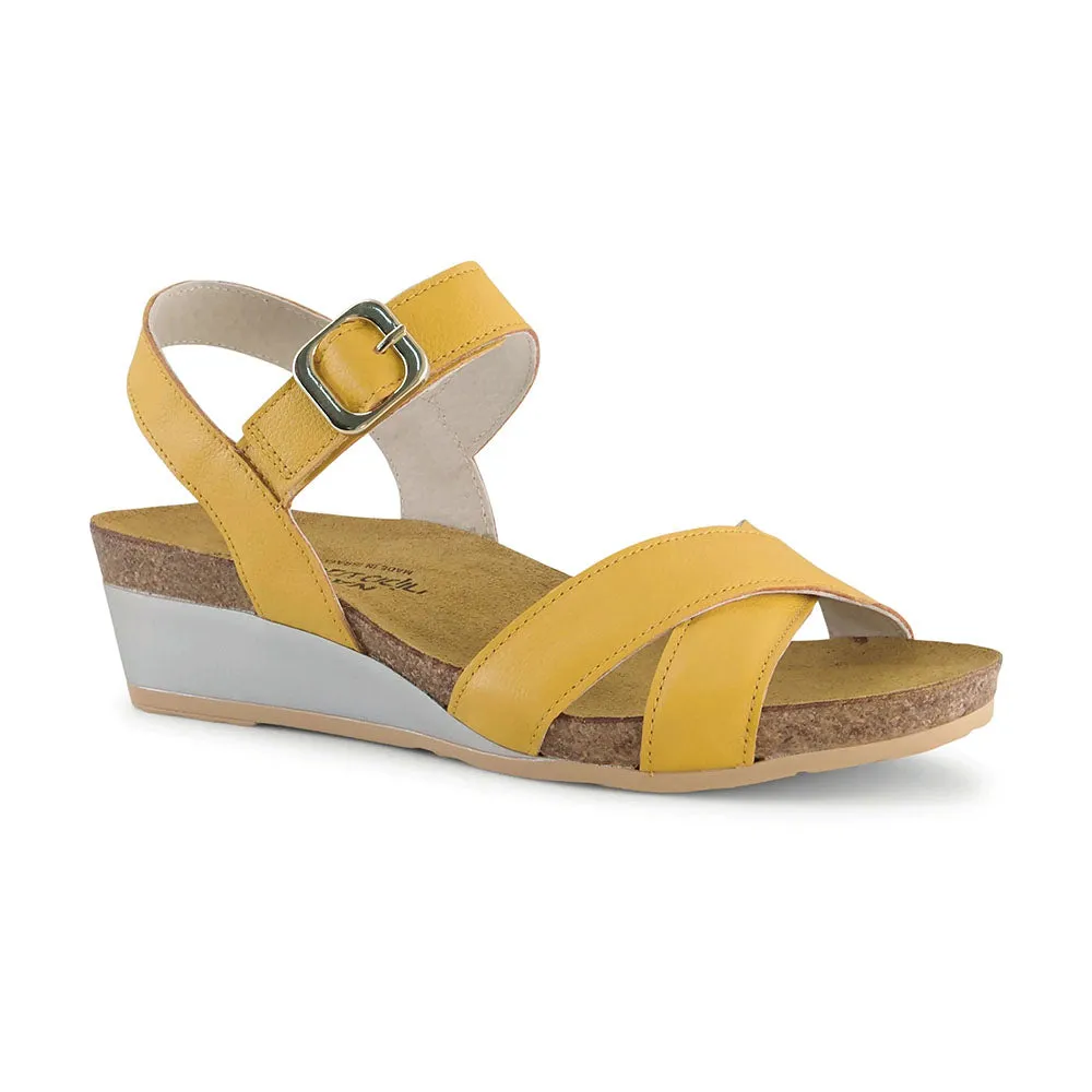 Throne Kitten Wedge (104121)