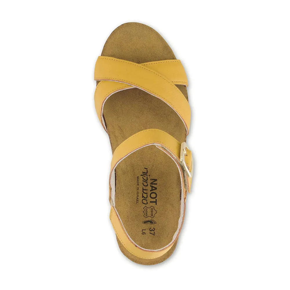 Throne Kitten Wedge (104121)