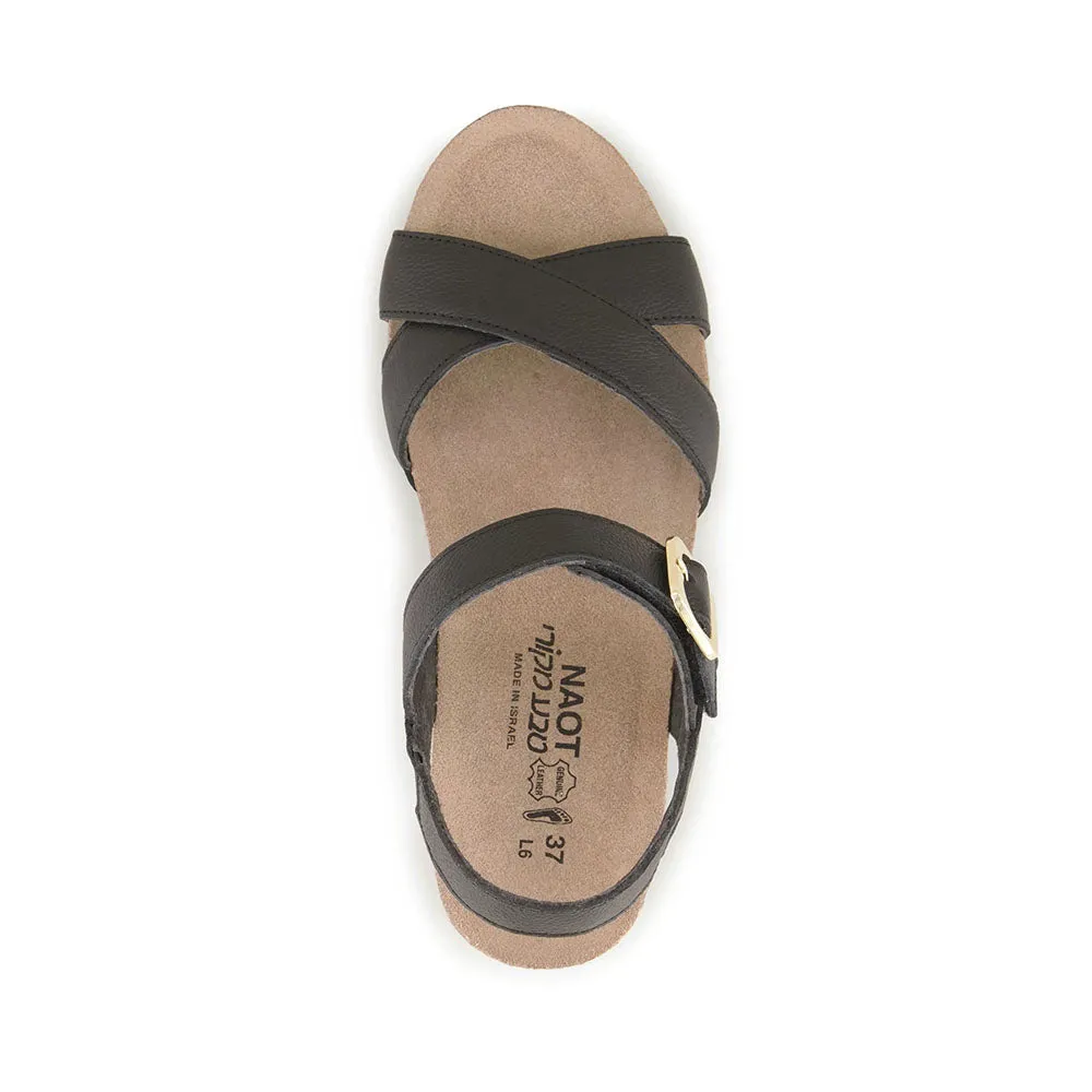 Throne Kitten Wedge (104121)