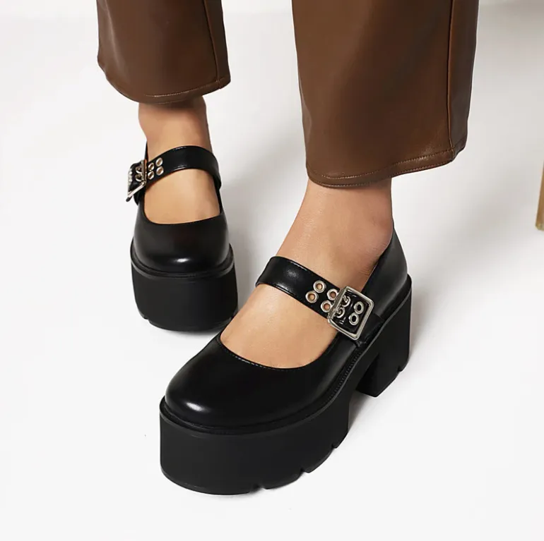 USS Shoes Aleja Women's Round Toe Platform Shoes