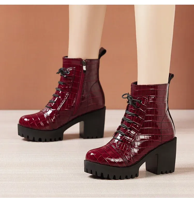 USS Shoes Elvys Women's Platform Patent Boots