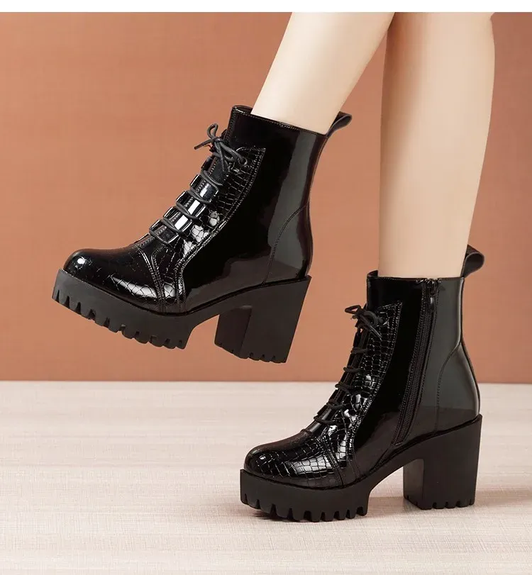 USS Shoes Elvys Women's Platform Patent Boots