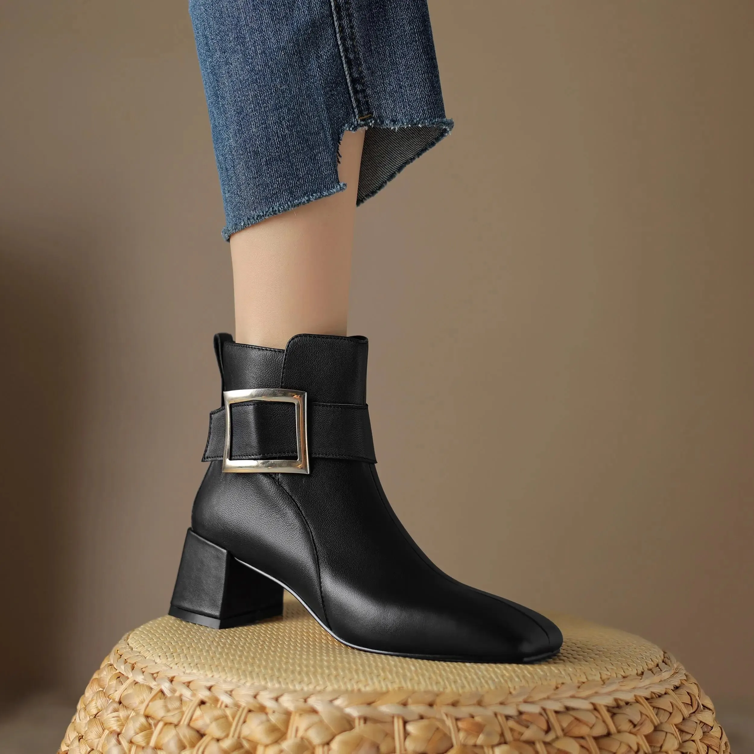 USS Shoes Luigui Women's Ankle Boots
