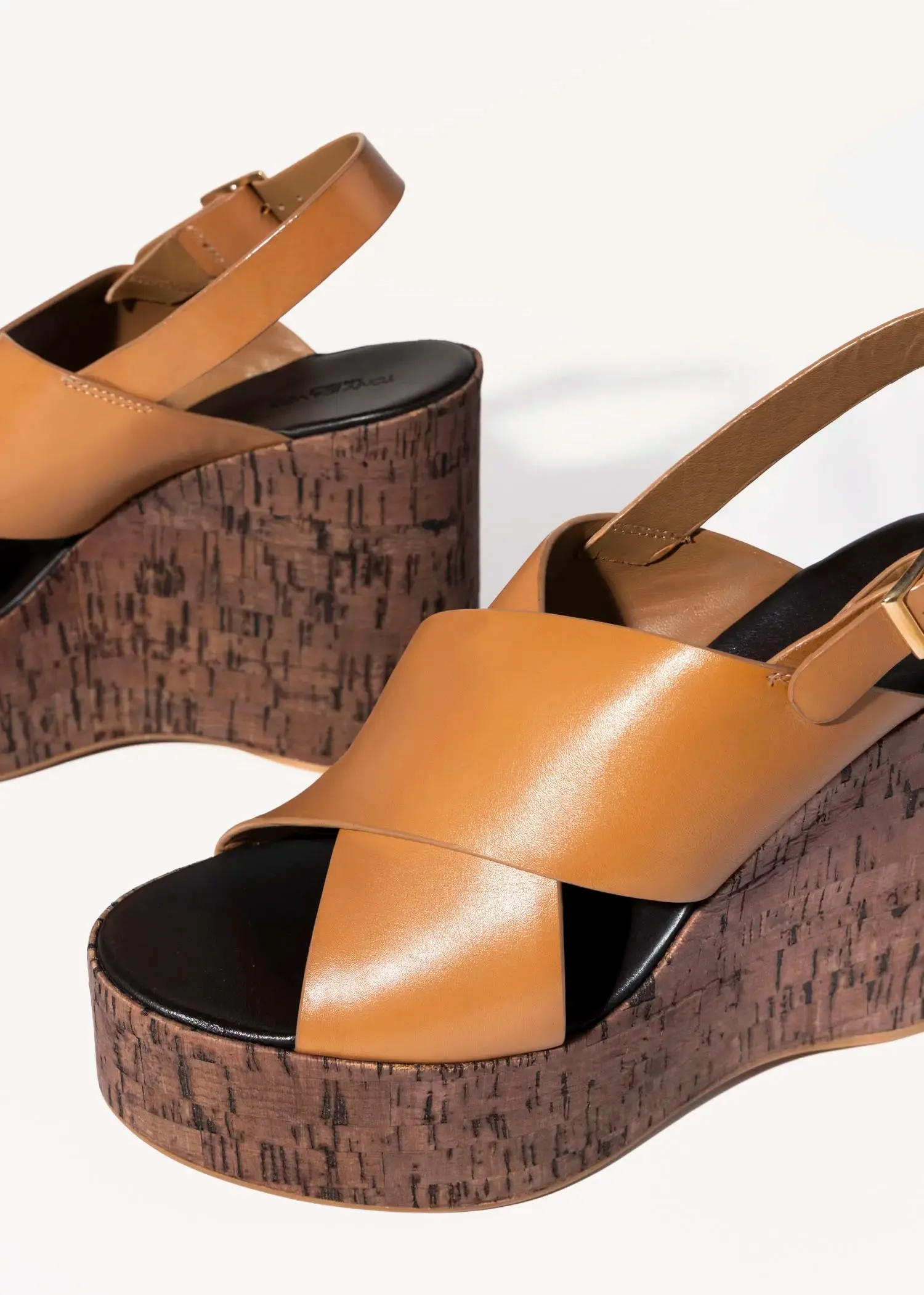 Vogue Platform Sandal