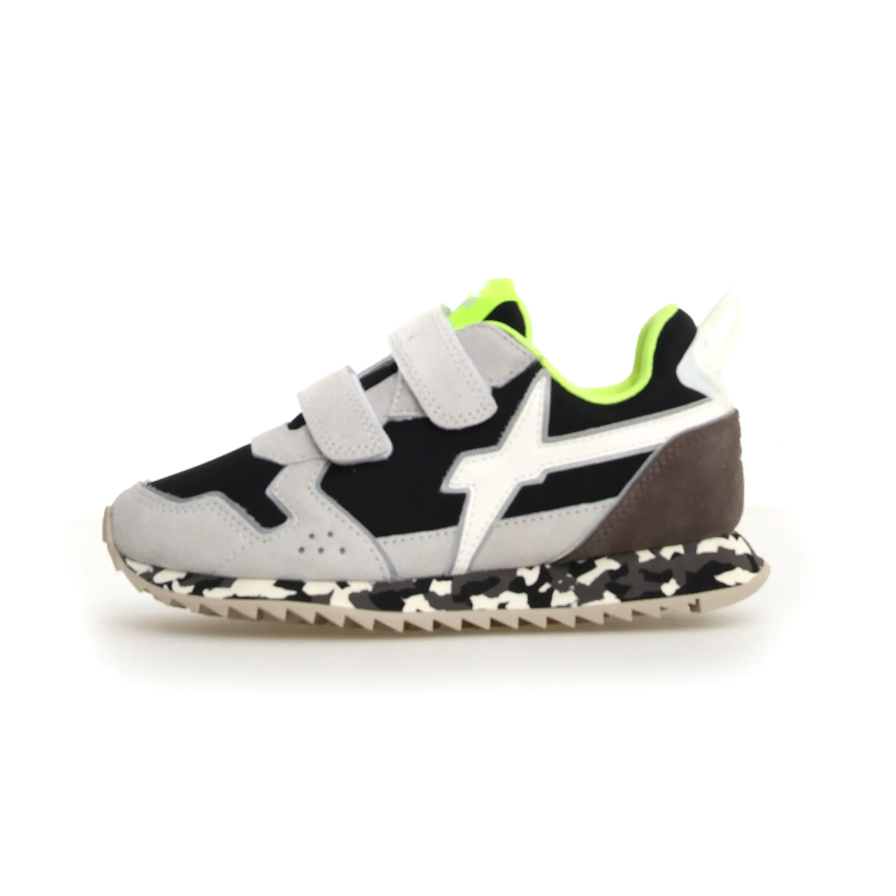 W6YZ Boy's And Girl's Jet Vl-J Casual Shoes - White / Black