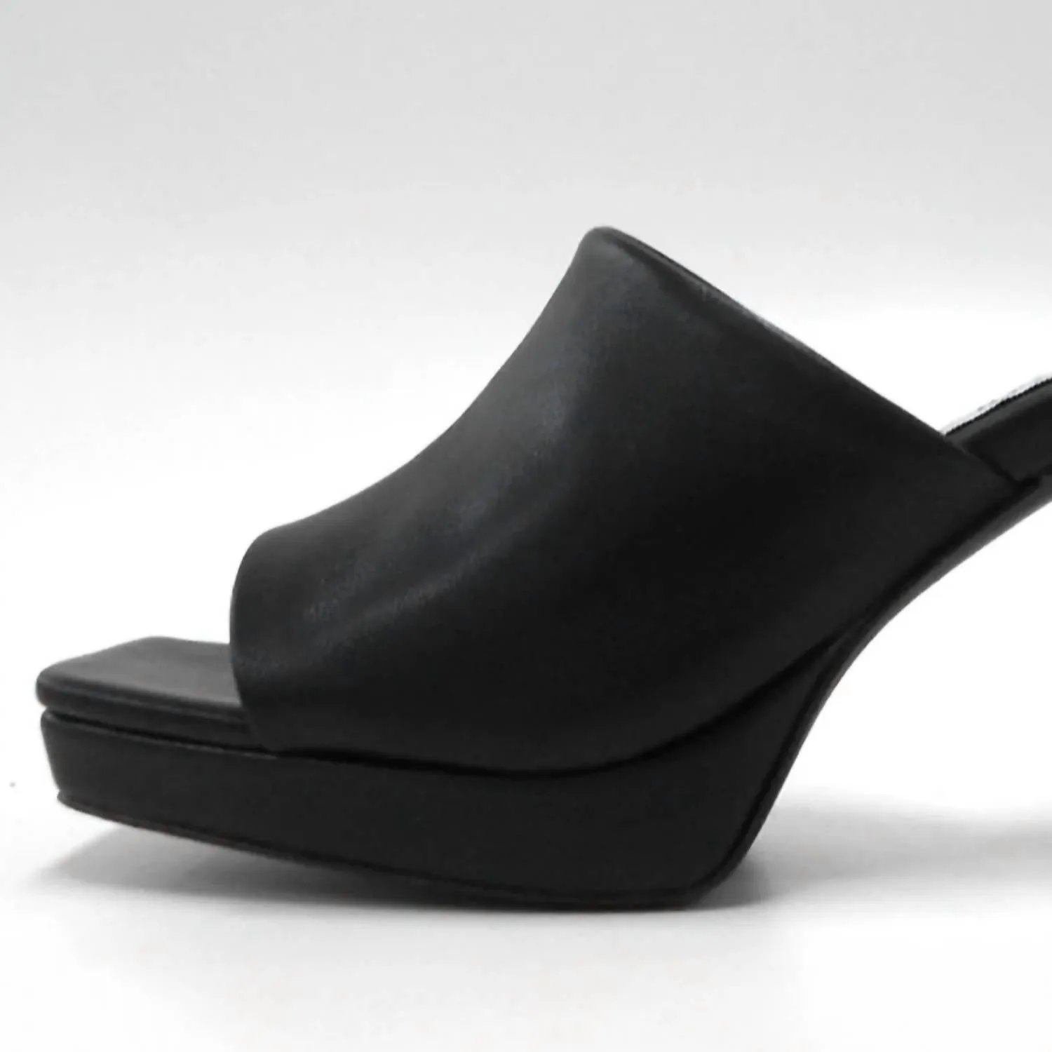 Women's Open Toe Slide Heels In Black Leather