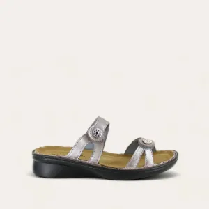 Women's Triton Sandals In Silver Threads